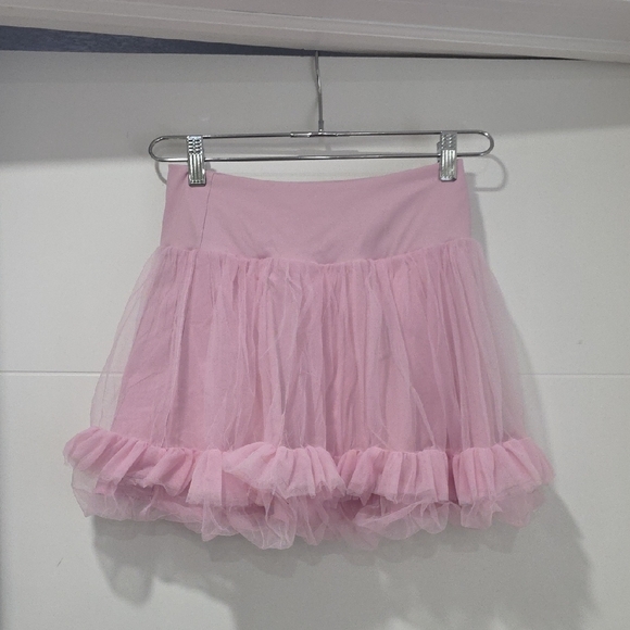Chic Pink Tulle Skort - Picture 7 of 9